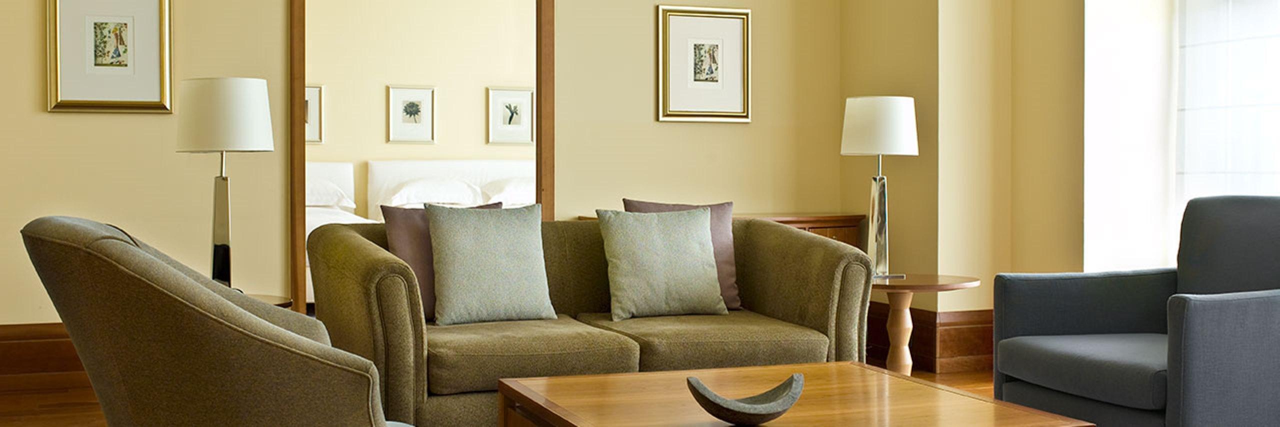 Conrad Hamburg Hotel Exterior foto A living room