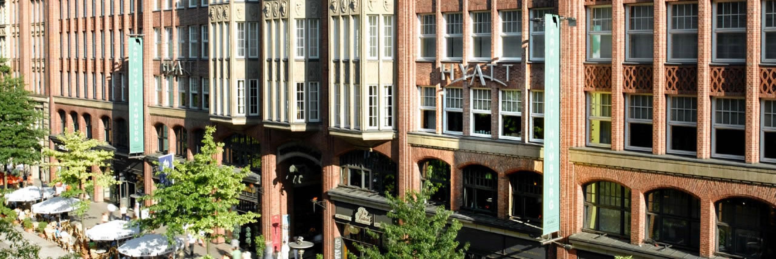 Conrad Hamburg Hotel Exterior foto The former department store, now a hotel