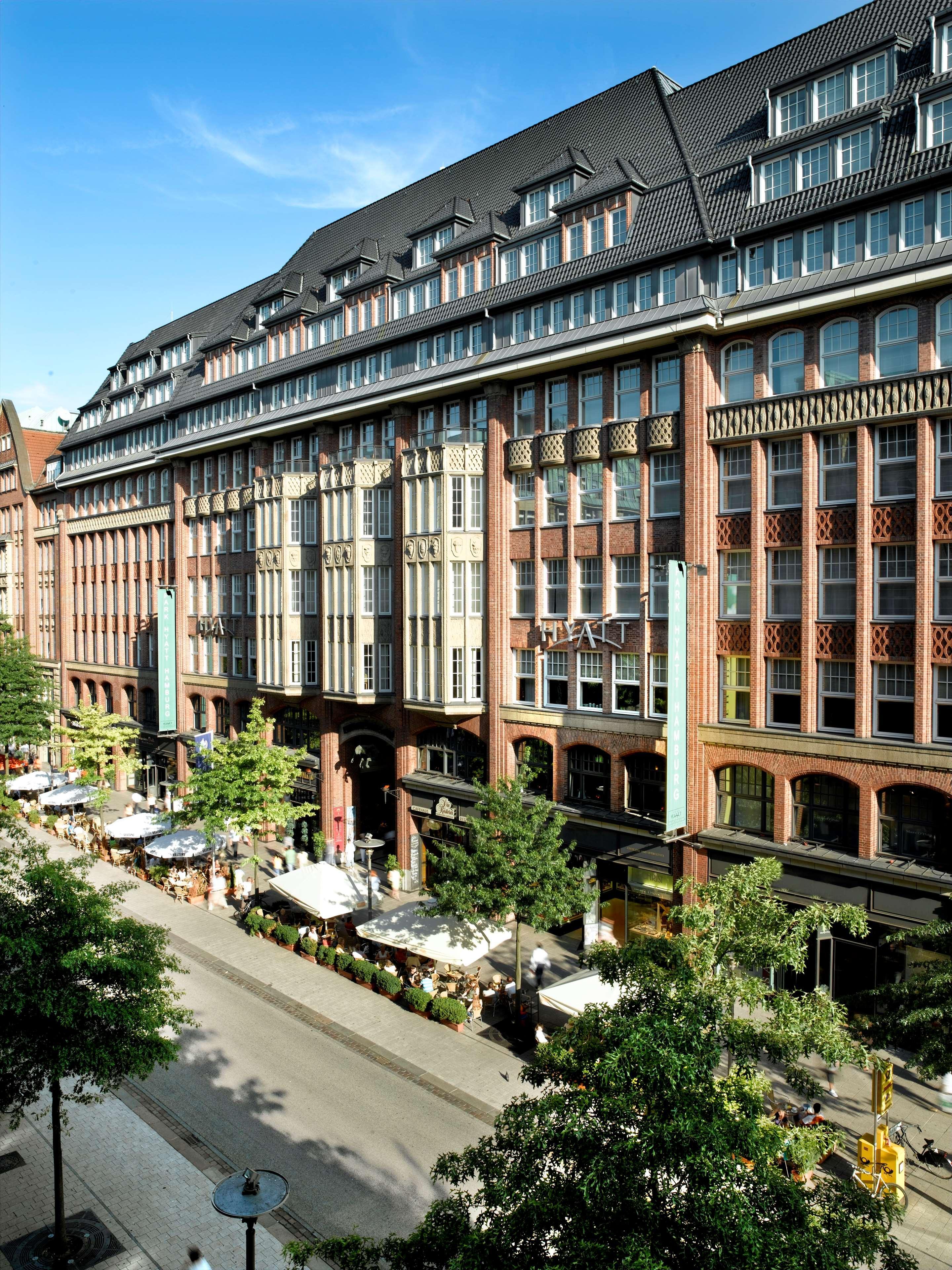 Conrad Hamburg Hotel Exterior foto The Chilehaus in Hamburg