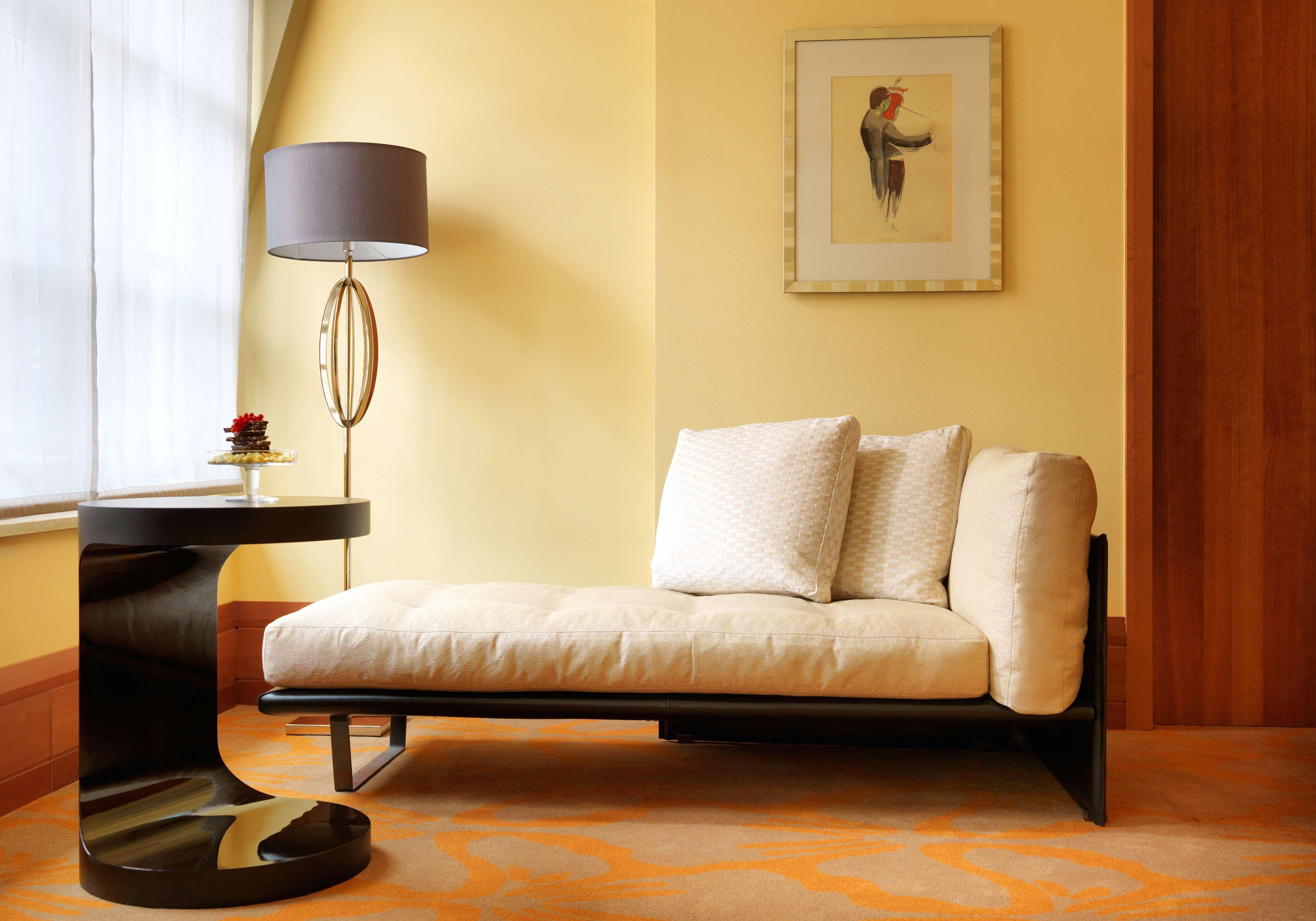 Conrad Hamburg Hotel Exterior foto A daybed