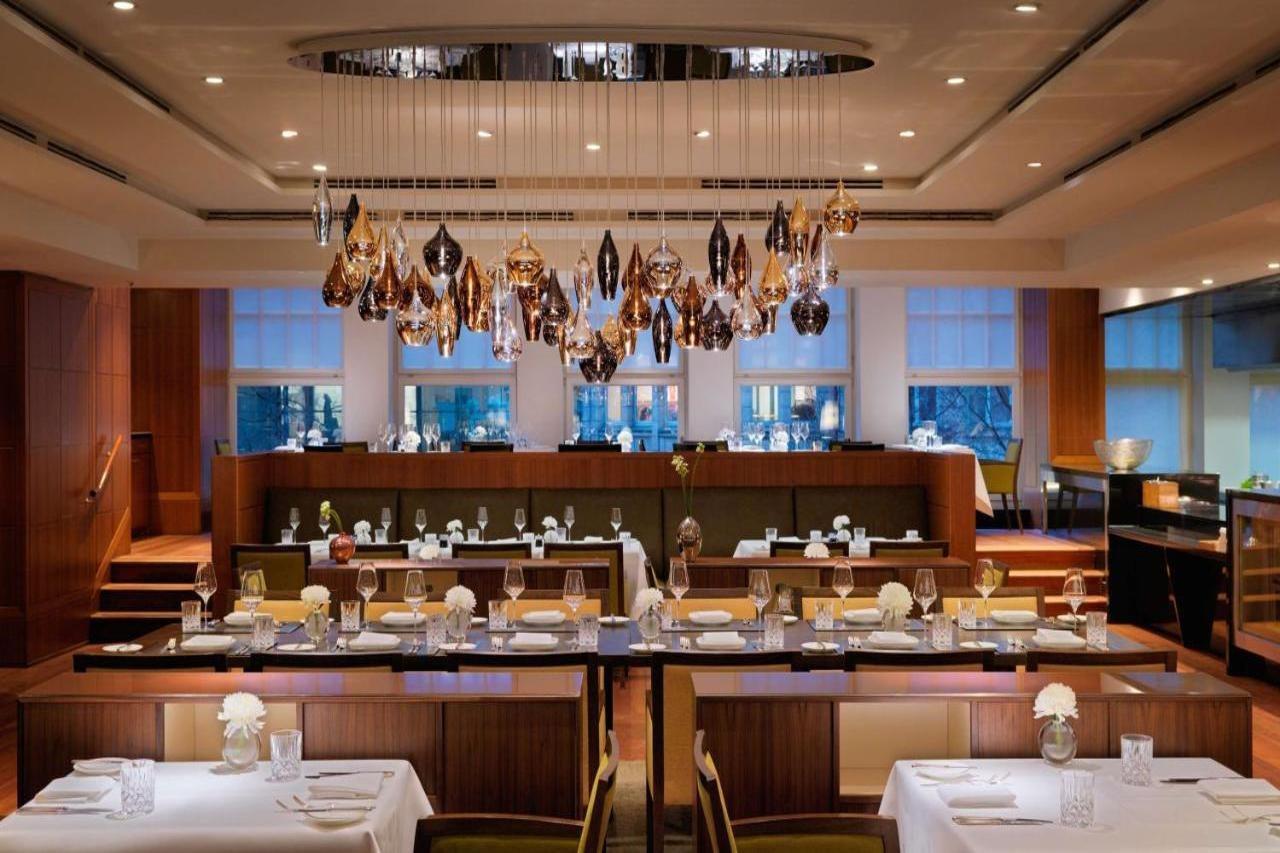 Conrad Hamburg Hotel Exterior foto The restaurant
